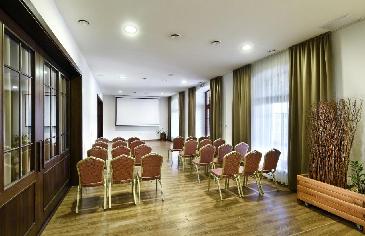 Rezort Masarykov Dvor Pstrusa Exterior photo